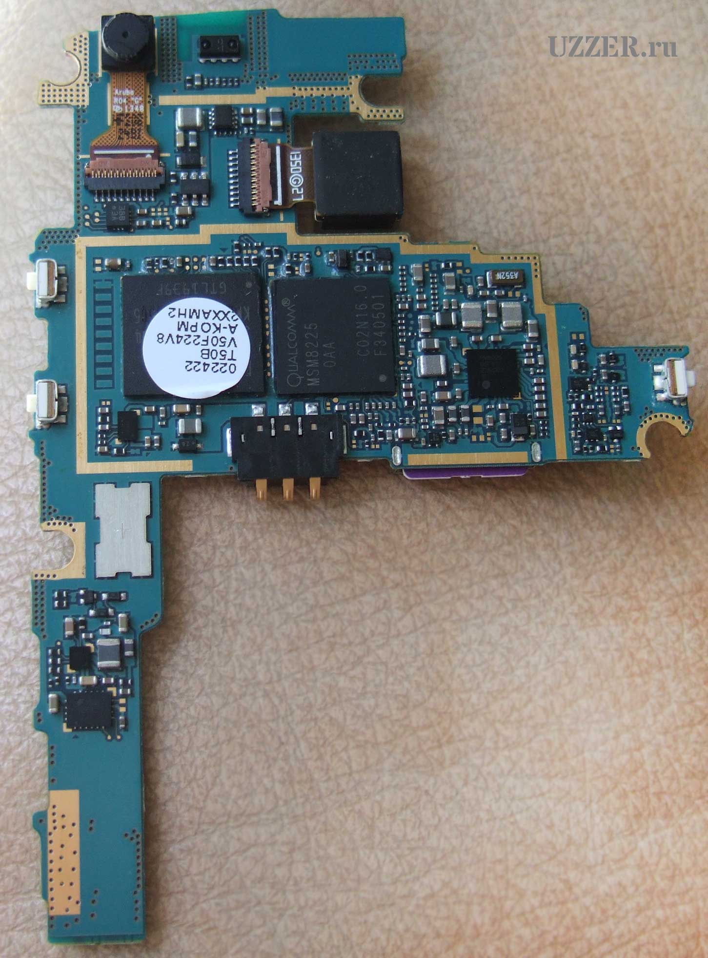 Samsung GT-I8262 материнская плата смартфона, ремонт